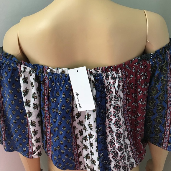 Blouse 👚 40% off $ 8.00 - Picture 4 of 8
